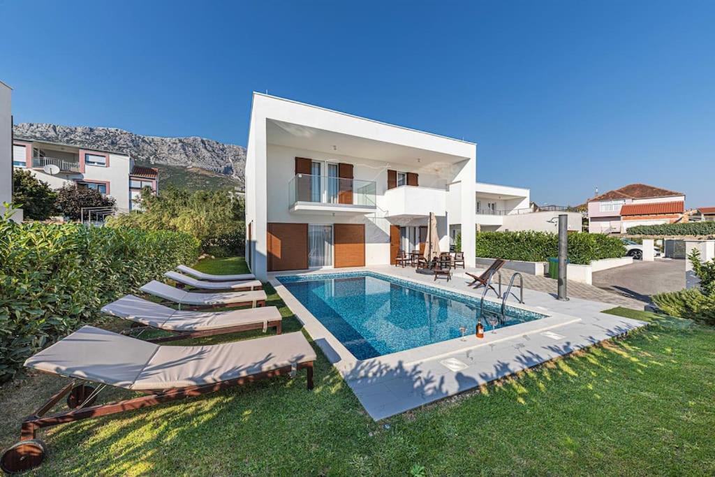 Luxury Villa Tina With Private Heated Pool Kaštela Kültér fotó