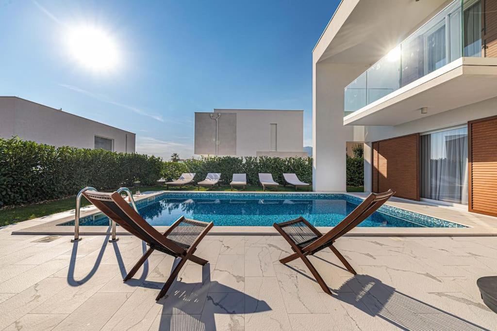Luxury Villa Tina With Private Heated Pool Kaštela Kültér fotó
